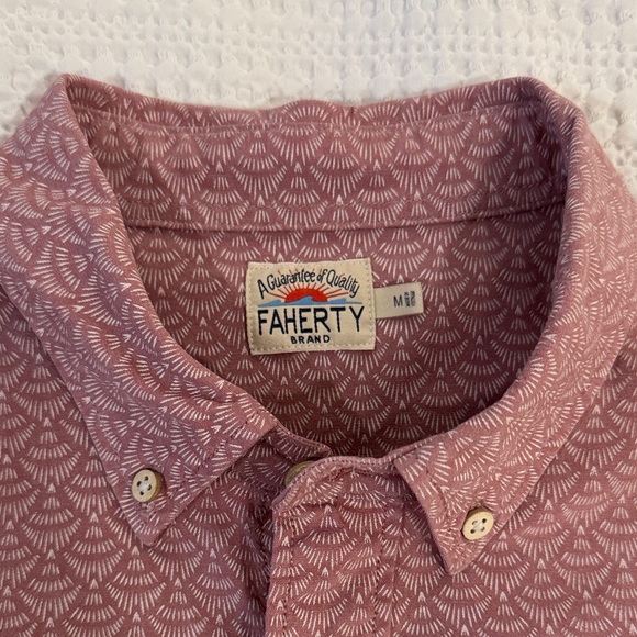 Faherty Men's Dusty Pink Geometric SSBD - Picture 3 of 3